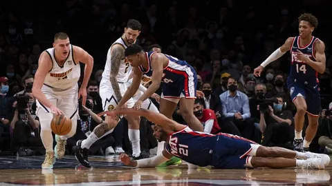 宾汉姆遭罗伯逊四局逆转，六冠荣耀归其囊中