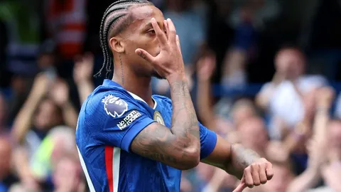 大乐透期号专家质合分析推荐：前区十码预测及战利物浦胜利展望